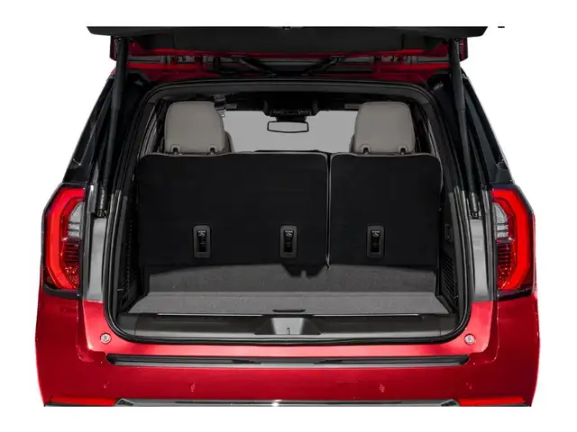 2026 GMC Yukon AT4 Ultimate - Photo 8
