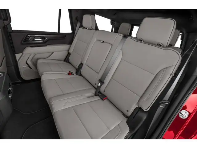 2026 GMC Yukon AT4 Ultimate - Photo 9