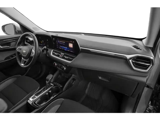 2026 Chevrolet TrailBlazer LT - Photo 11