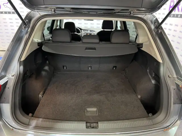 2019 Volkswagen Tiguan - Photo 6
