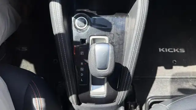 2019 Nissan Kicks SR - Photo 17