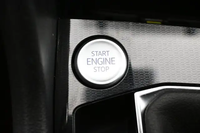 2025 Volkswagen Taos COMFORTLINE AWD| BACKUP CAMERA| ALLOY WHEEL - Photo 12