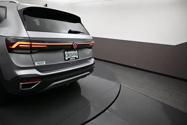 2025 Volkswagen Taos COMFORTLINE AWD| BACKUP CAMERA| ALLOY WHEEL - Photo 19