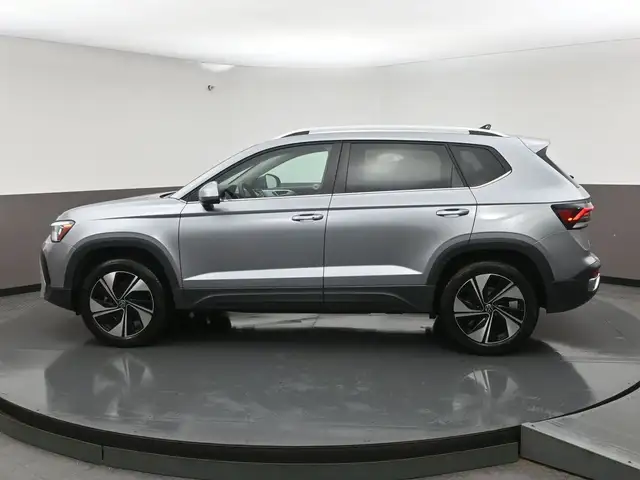 2025 Volkswagen Taos COMFORTLINE AWD| BACKUP CAMERA| ALLOY WHEEL - Photo 29