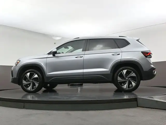2025 Volkswagen Taos COMFORTLINE AWD| BACKUP CAMERA| ALLOY WHEEL - Photo 39