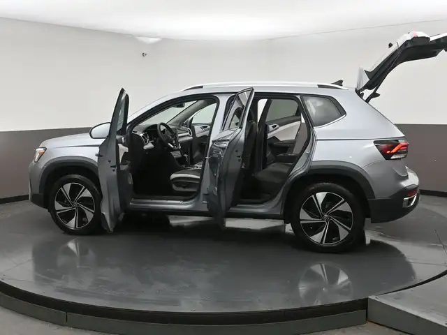 2025 Volkswagen Taos COMFORTLINE AWD| BACKUP CAMERA| ALLOY WHEEL - Photo 54