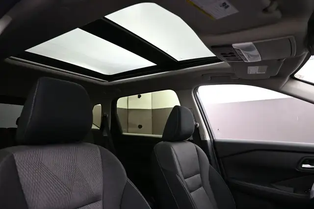 2024 Nissan Rogue SV SUNROOF, HEATED SEATS, HEATED STEERING, REM - Photo 30