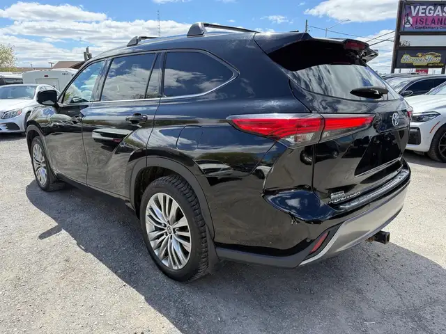 2022 Toyota Highlander Hybrid Platinum - Photo 4