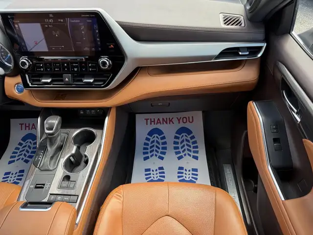 2022 Toyota Highlander Hybrid Platinum - Photo 15