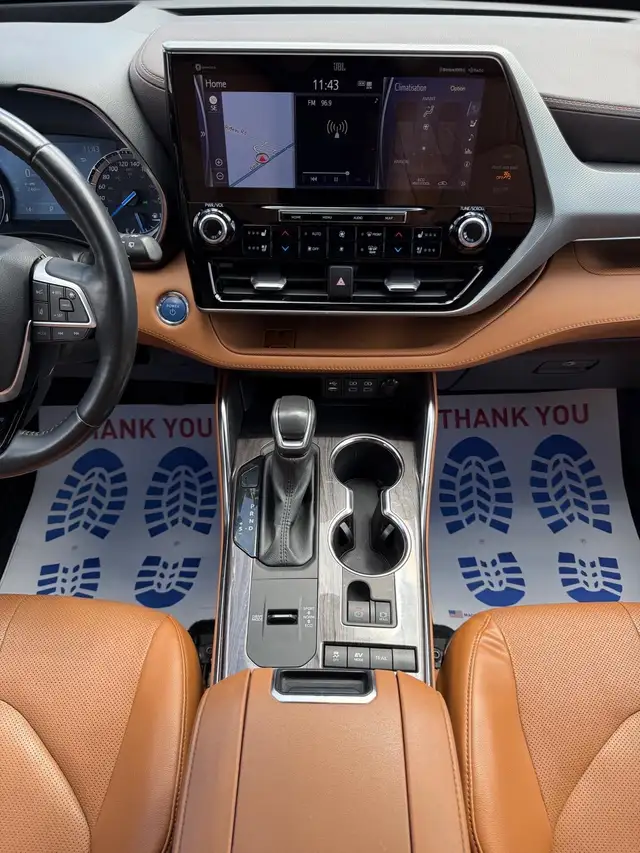 2022 Toyota Highlander Hybrid Platinum - Photo 16