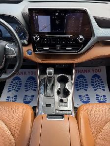 2022 Toyota Highlander Hybrid Platinum - Photo 16