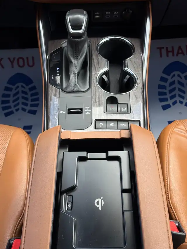 2022 Toyota Highlander Hybrid Platinum - Photo 17