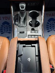 2022 Toyota Highlander Hybrid Platinum - Photo 17