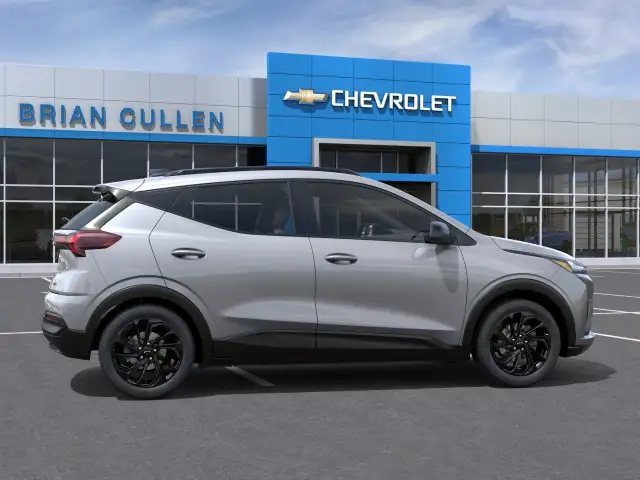 2027 Chevrolet Bolt - Photo 5