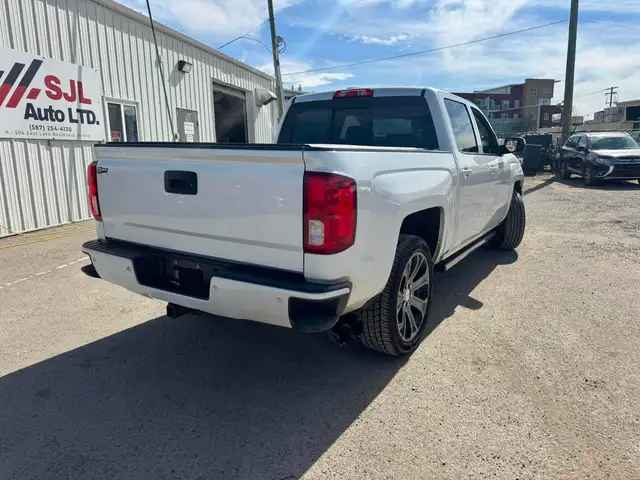2017 Chevrolet Silverado 1500 LTZ - Photo 3