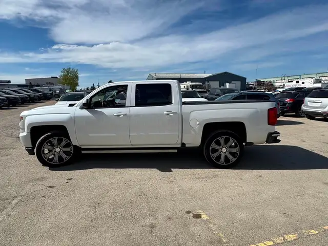 2017 Chevrolet Silverado 1500 LTZ - Photo 7