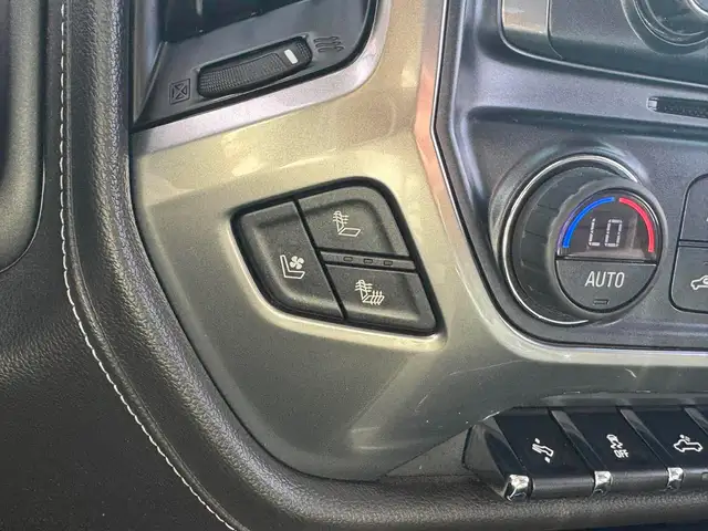 2017 Chevrolet Silverado 1500 LTZ - Photo 15