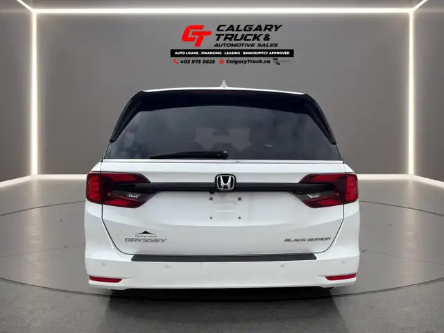 2023 Honda Odyssey Black Edition Auto - Photo 6