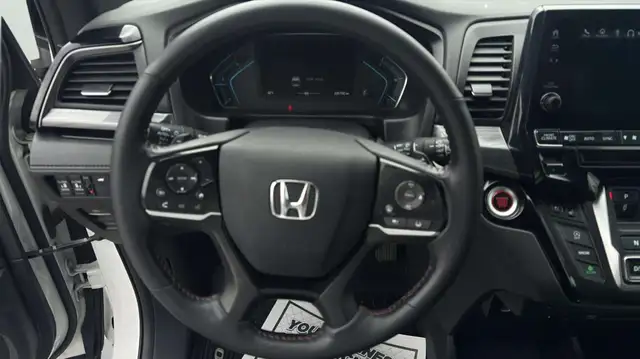 2023 Honda Odyssey Black Edition Auto - Photo 16