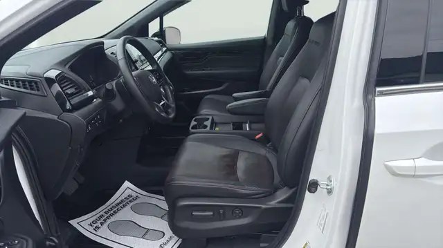 2023 Honda Odyssey Black Edition Auto - Photo 18