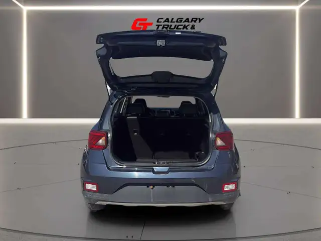 2020 Hyundai Venue Ultimate w/Black Interior IVT - Photo 10