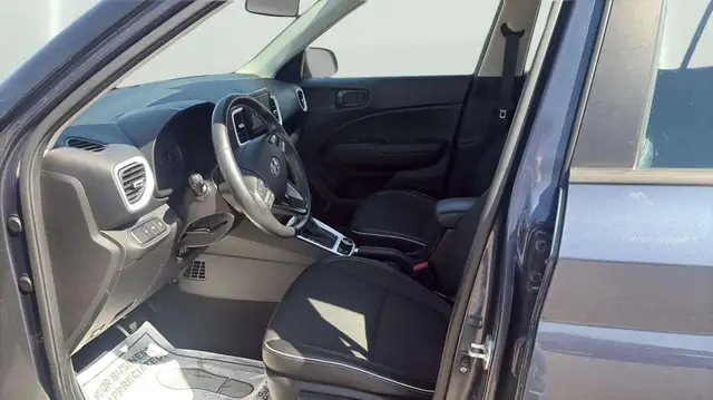 2020 Hyundai Venue Ultimate w/Black Interior IVT - Photo 12