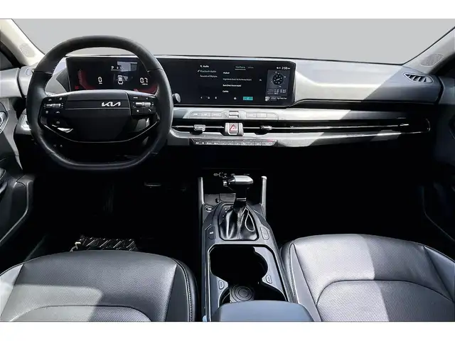 2025 Kia K4 LEATHER | SUNROOF | BLINDSPOT | CAMERA - Photo 4