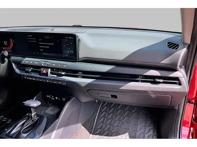 2025 Kia K4 LEATHER | SUNROOF | BLINDSPOT | CAMERA - Photo 18