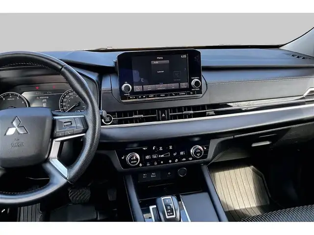 2024 Mitsubishi Outlander SE | 7 SEATER | MOONROOF | POWER LIFTG - Photo 5