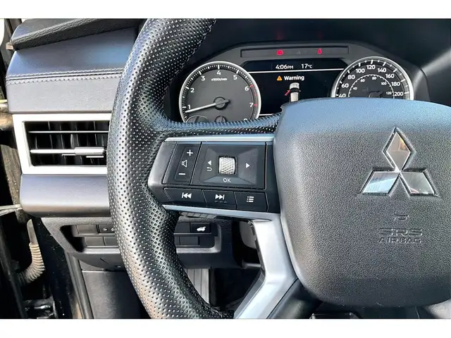 2024 Mitsubishi Outlander SE | 7 SEATER | MOONROOF | POWER LIFTG - Photo 12