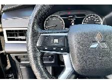 2024 Mitsubishi Outlander SE | 7 SEATER | MOONROOF | POWER LIFTG - Photo 12