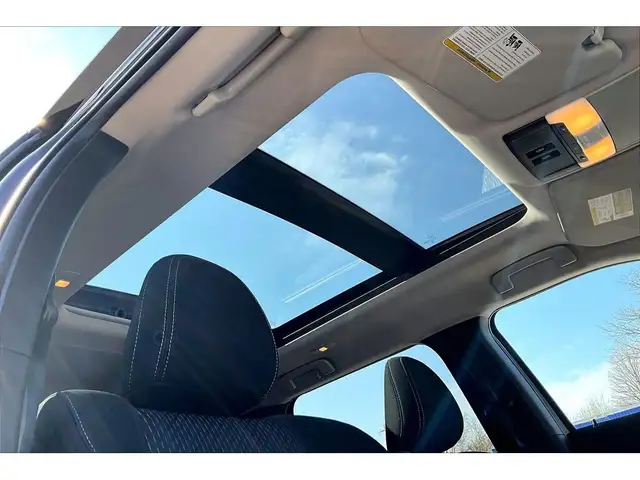 2024 Mitsubishi Outlander SE | 7 SEATER | MOONROOF | POWER LIFTG - Photo 15