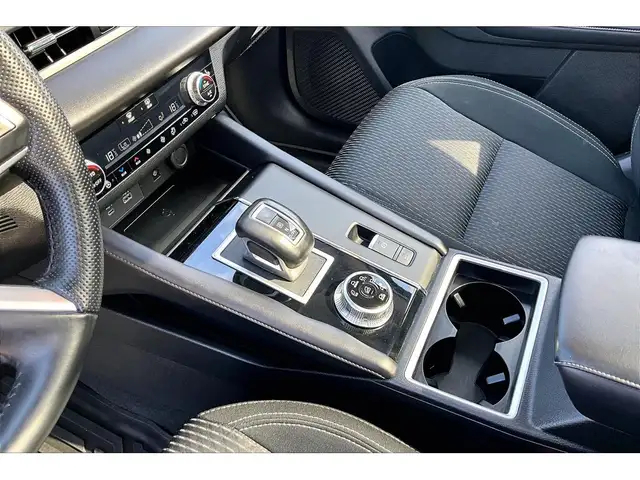 2024 Mitsubishi Outlander SE | 7 SEATER | MOONROOF | POWER LIFTG - Photo 16