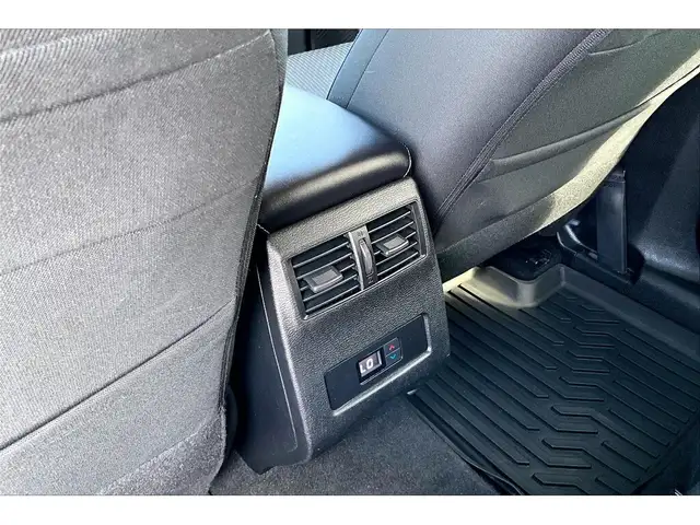 2024 Mitsubishi Outlander SE | 7 SEATER | MOONROOF | POWER LIFTG - Photo 24