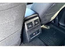 2024 Mitsubishi Outlander SE | 7 SEATER | MOONROOF | POWER LIFTG - Photo 24