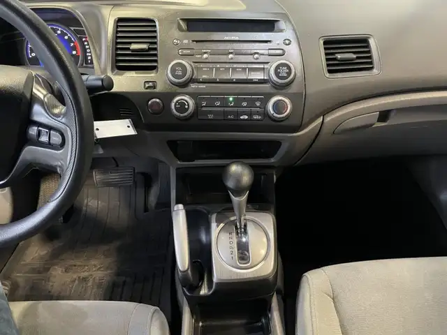 2008 Honda Civic Sdn LX - Photo 24