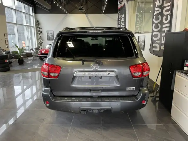 2017 Toyota Sequoia Limitée - Photo 6