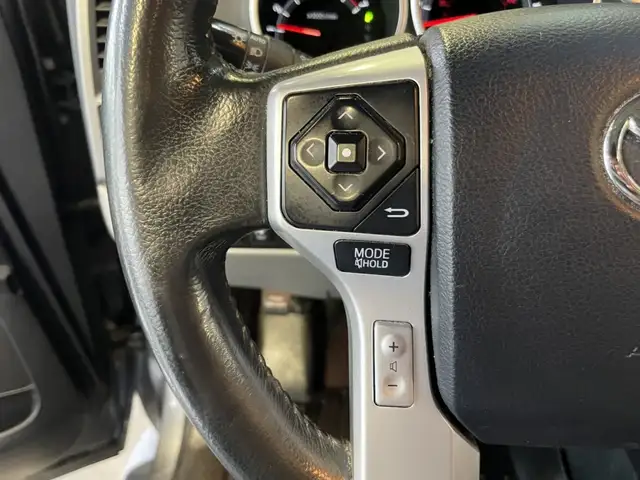 2017 Toyota Sequoia Limitée - Photo 24