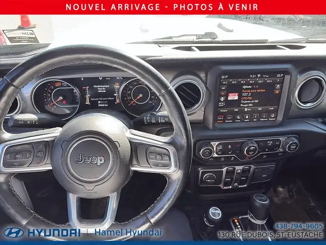 2020 Jeep Wrangler SAHARA 4X4 - Photo 9