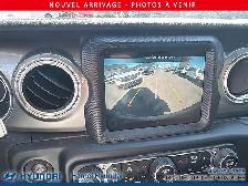 2020 Jeep Wrangler SAHARA 4X4 - Photo 11