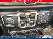 2020 Jeep Wrangler SAHARA 4X4 - Photo 12