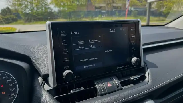 2021 Toyota RAV4 XLE PREMIUM- AWD-BLINDSPOT- LEATHER-SUNROOF-HEA - Photo 17