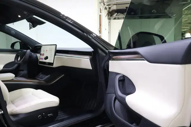 2021 Tesla Model S Long Range AWD | FULL SELF DRIVING | AUTOPILO - Photo 20