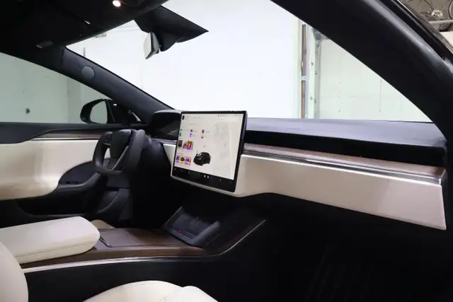 2021 Tesla Model S Long Range AWD | FULL SELF DRIVING | AUTOPILO - Photo 22
