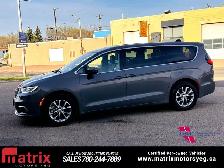 2023 Chrysler Pacifica Touring L - Photo 7