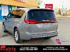 2023 Chrysler Pacifica Touring L - Photo 10