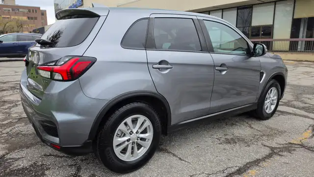 2022 Mitsubishi RVR SE AWC - Photo 5