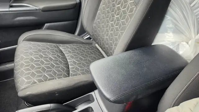 2022 Mitsubishi RVR SE AWC - Photo 33