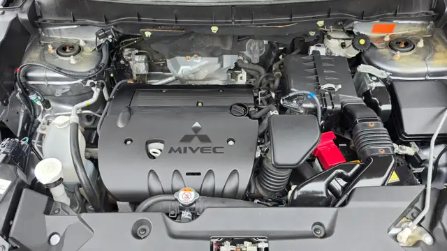 2022 Mitsubishi RVR SE AWC - Photo 34