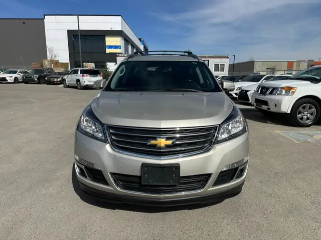2014 Chevrolet Traverse : AWDBackup Cam 7 Passenger - Photo 2